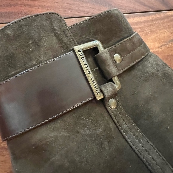 Tommy Hilfiger 10 Durham Olive Green Suede Ankle Boots Fall Winter - Picture 5 of 12
